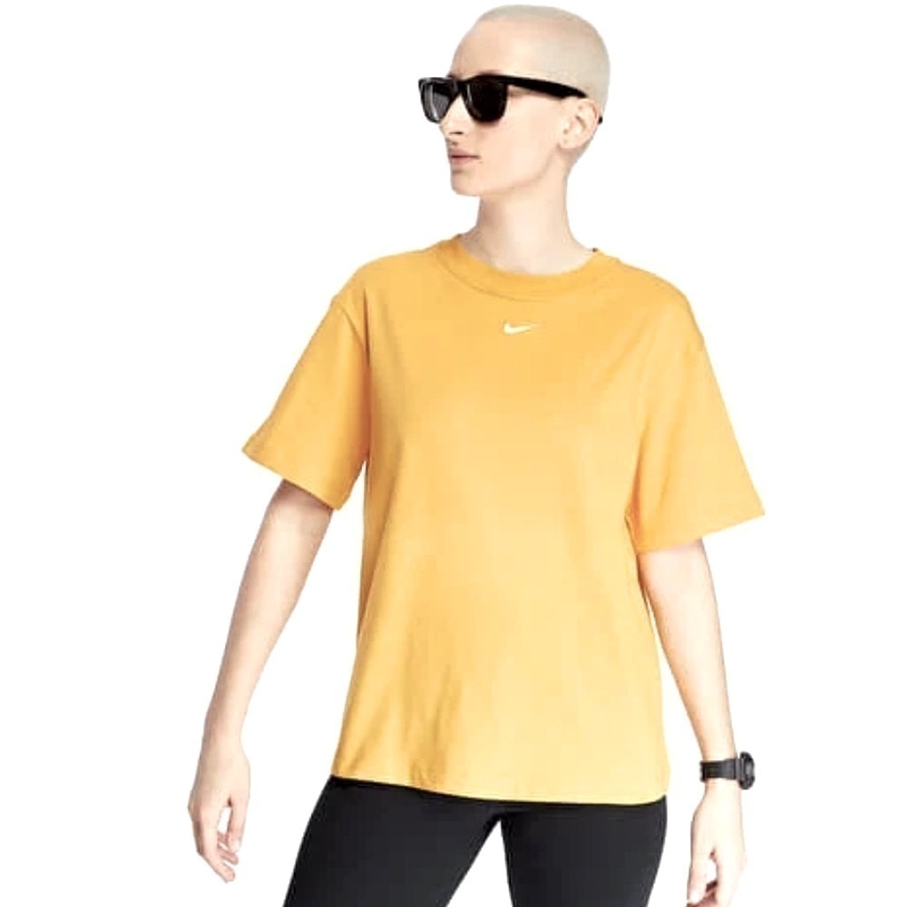 T-SHIRT NIKE SPORTSWEAR ESSENTIAL BF TOP
Pollen Rise/ White Size S